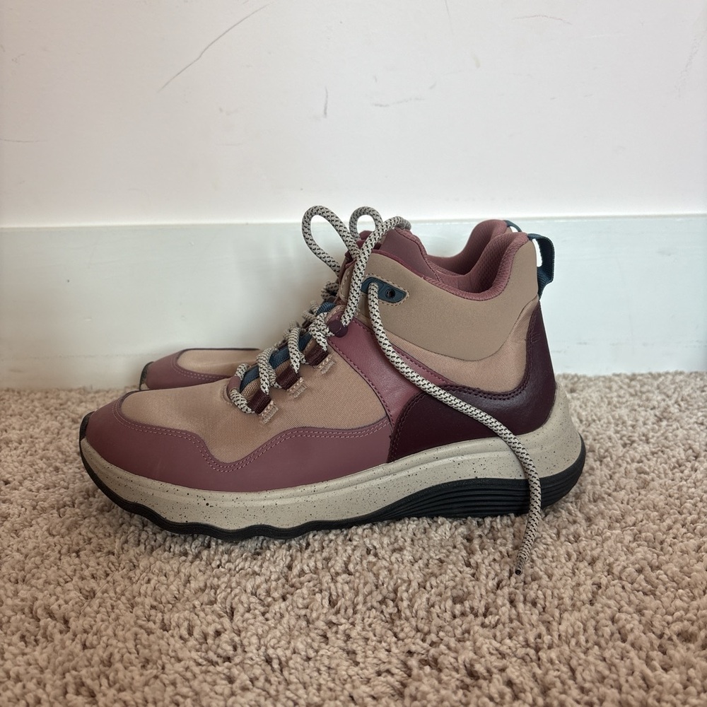 Clarks Women's Ankle Boots in Pink and Burgundy